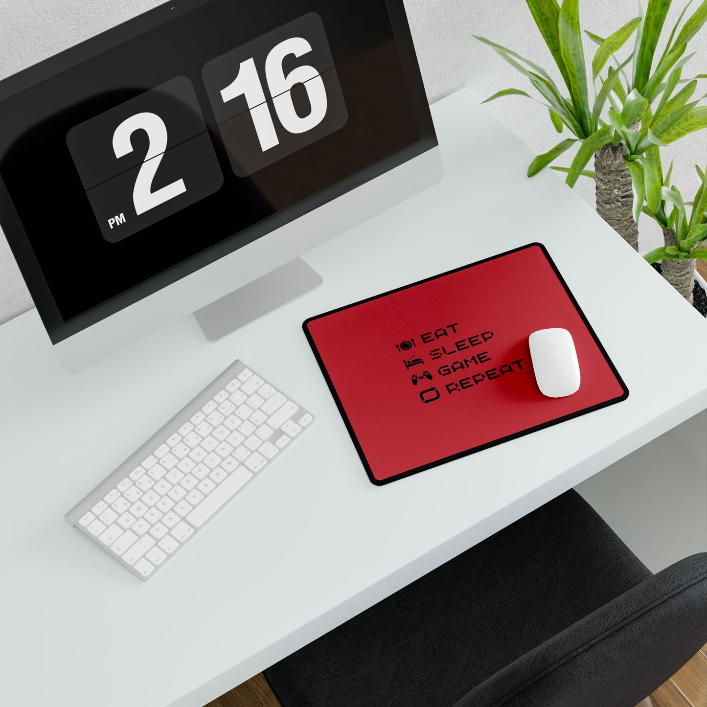 Gamer Cycle Desk Mat Red